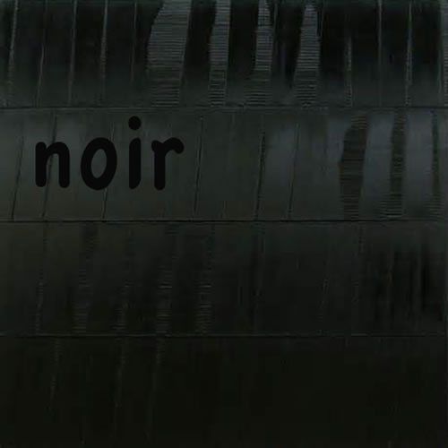 Noir Sleeve Square